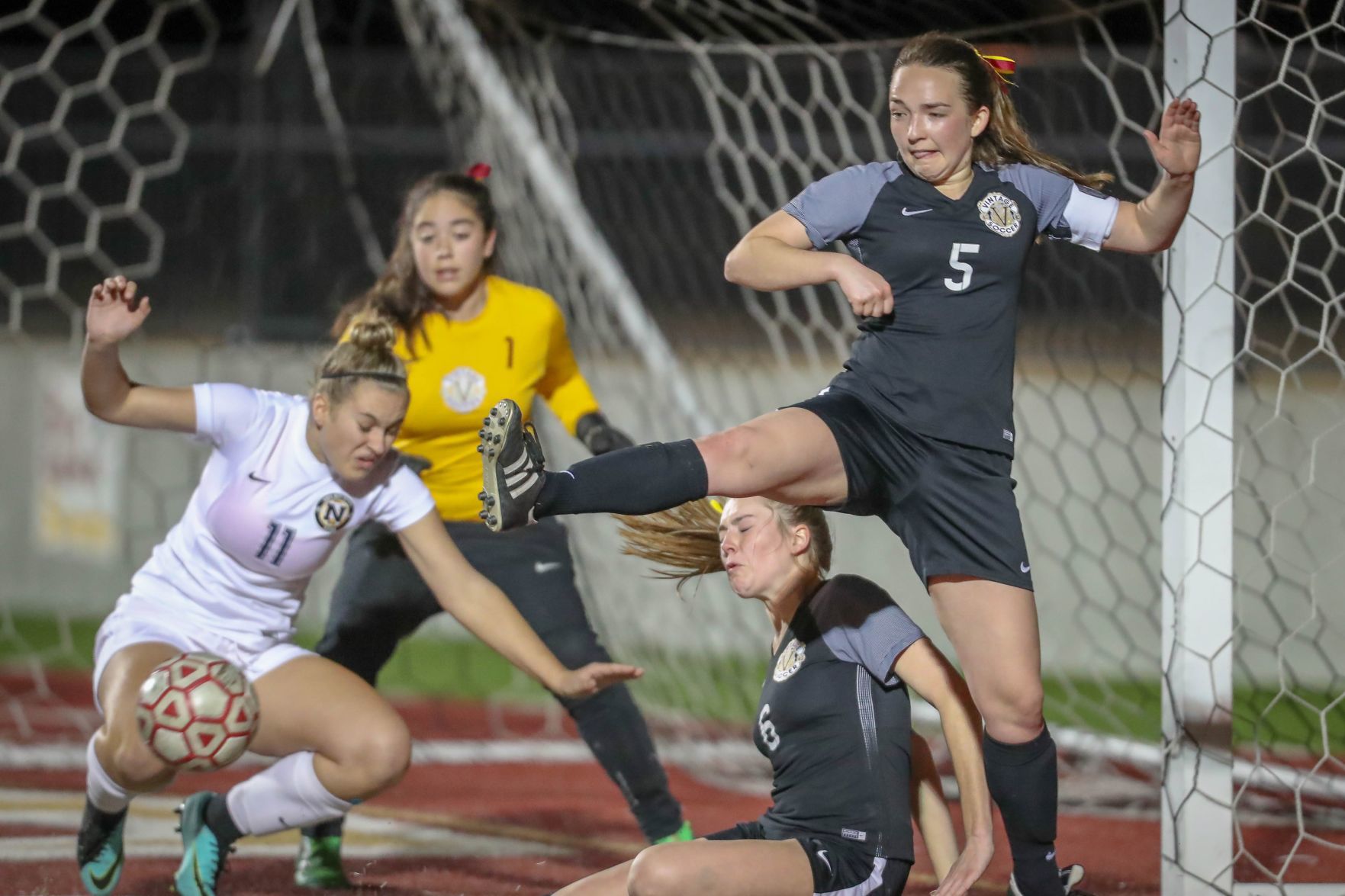 Big Game girls soccer